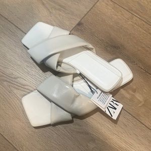 Zara slides